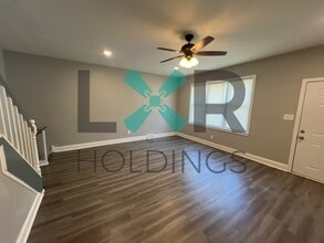 329 Cranston Ave in Linwood, PA - Building Photo - Building Photo