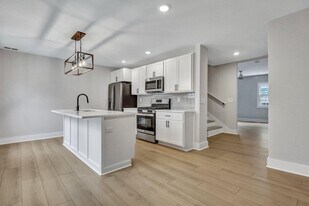 90 Hanover St in Charleston, SC - Building Photo
