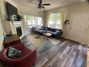 8105 E 11th Ave, Unit 3c in Denver, CO - Building Photo - Building Photo