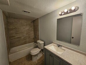 2227 Nantucket Village Dr in Dallas, TX - Building Photo - Building Photo