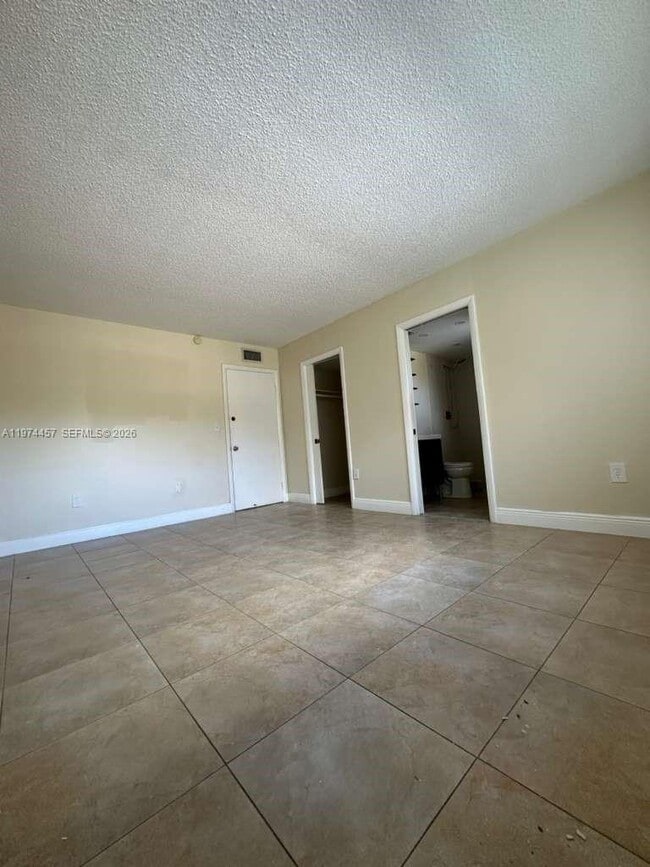 8400 SW 133rd Avenue Rd in Miami, FL - Building Photo - Building Photo