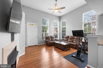 4910 Barbour Dr in Alexandria, VA - Building Photo - Building Photo