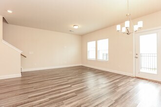 807 Arrington Wy in Columbia, TN - Building Photo - Building Photo