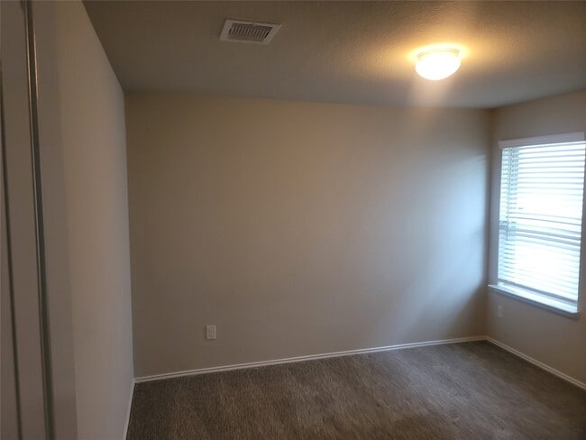 property at 846 Autumn Flats Wy