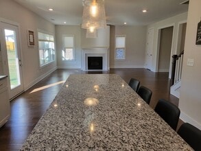 1717 Buttonwood Lp in Chattanooga, TN - Foto de edificio - Building Photo