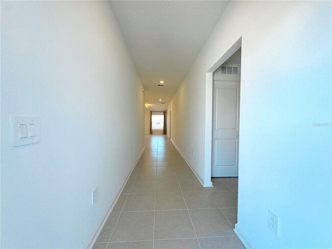 2317 SCARLET Ave in Cypress Gardens, FL - Building Photo - Building Photo