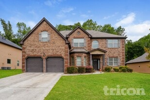 790 Stonebranch Dr in Loganville, GA - Building Photo