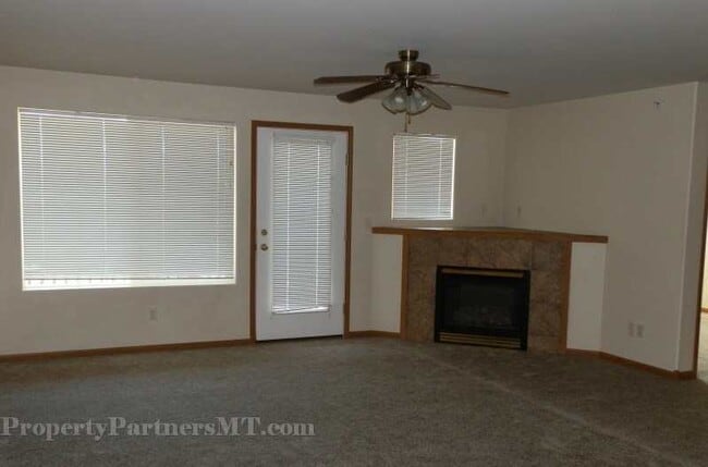 101 N Shore Dr in Belgrade, MT - Building Photo - Building Photo