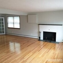 41 Loomis St, Unit 1 in Cambridge, MA - Foto de edificio - Building Photo