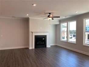 6025 Stella Dr in Alpharetta, GA - Building Photo - Building Photo