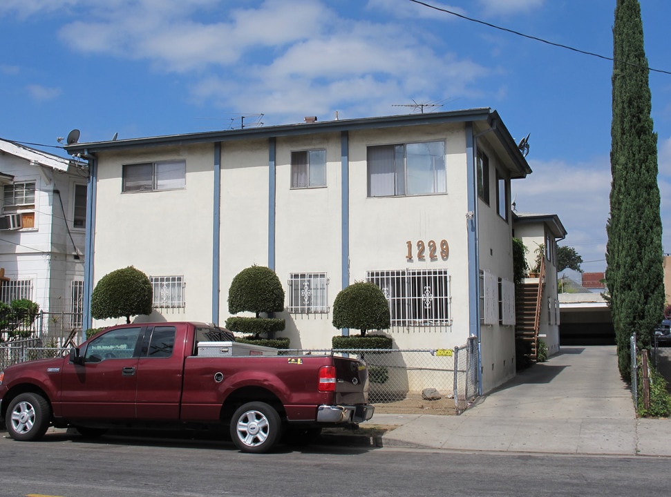 1229 Fedora St in Los Angeles, CA - Building Photo