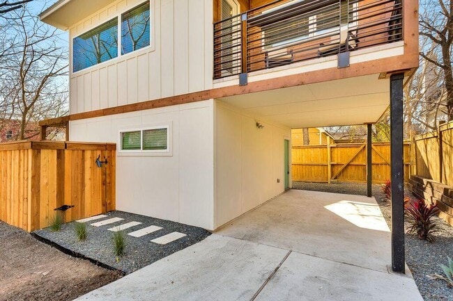 2206 E 9th St in Austin, TX - Building Photo - Building Photo