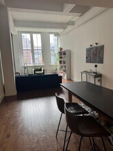 25 Washington St, Unit 332 in Brooklyn, NY - Building Photo - Building Photo