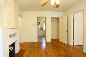 Regina & Walter/Silver Apartments in Albuquerque, NM - Foto de edificio - Interior Photo