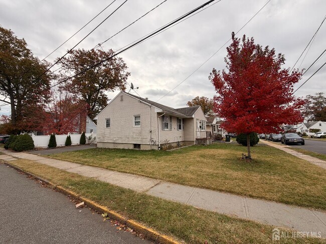 188 Auth Ave in Woodbridge Township, NJ - Building Photo - Building Photo