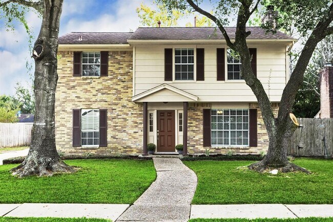property at 108 Heathgate Dr