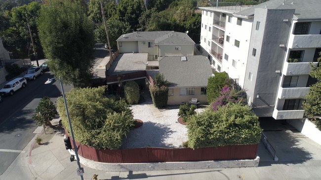 13709 Milbank St in Sherman Oaks, CA - Building Photo - Primary Photo