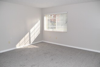 5612 Baywatch Way in Mason, OH - Building Photo - Building Photo