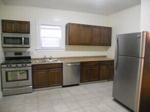 303 Lexington Ave, Unit 1 in Syracuse, NY - Building Photo - Building Photo
