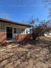 1620 Montana St in El Dorado, KS - Building Photo - Building Photo