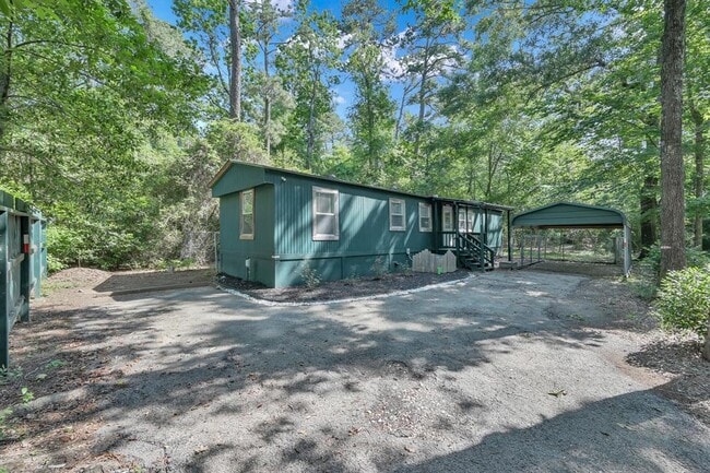 6432 Longmire Rd in Conroe, TX - Building Photo - Building Photo