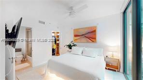 6000 Collins Ave in Miami Beach, FL - Building Photo - Building Photo