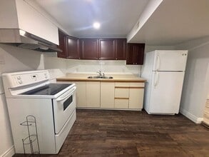 115 Green Rd in Hamilton, ON - Building Photo - Building Photo