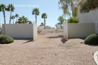 7613 Mooring Ave in Las Vegas, NV - Building Photo - Building Photo