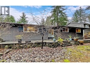 768 Como Lake Ave in Coquitlam, BC - Building Photo - Building Photo