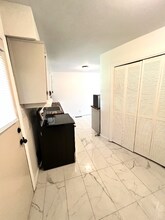 2723 Hillview Dr in New Albany, IN - Building Photo - Building Photo