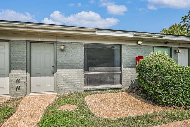 property at 610 W 51st St