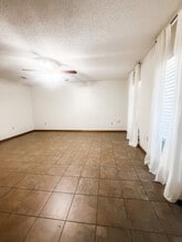 214 Greenbriar Dr in Houma, LA - Foto de edificio - Building Photo