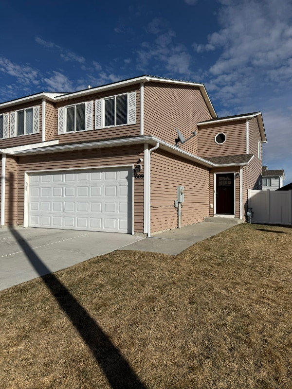 property at 609 Dinwoody Way