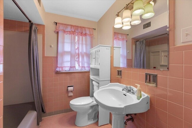 5408 Harvard Terrace in Skokie, IL - Building Photo - Building Photo