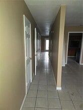 6912 Bunker Hill Rd in New Orleans, LA - Building Photo - Building Photo