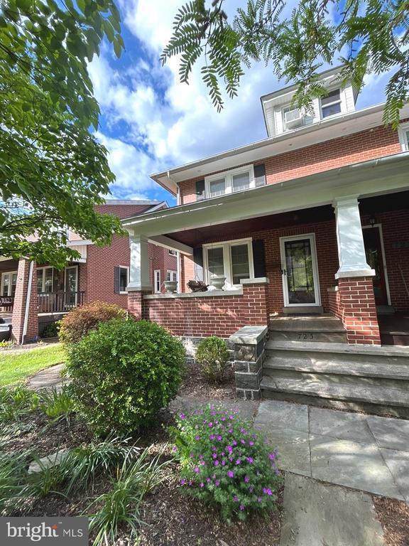 723 W Mt Vernon St in Lansdale, PA - Building Photo - Building Photo