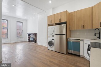 1618 S Broad St in Philadelphia, PA - Building Photo - Building Photo