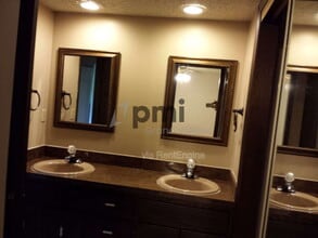 536 W Ash Ave in Decatur, IL - Building Photo - Building Photo