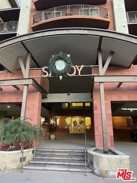 property at 100 S Alameda St