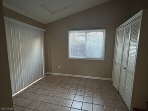 164 Hiawatha Blvd in Parsippany Troy Hills, NJ - Building Photo - Building Photo