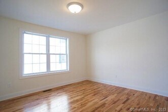 15 Arch St in Norwalk, CT - Building Photo - Building Photo