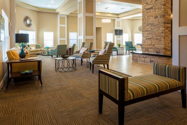 The Manor and Cottages at the Manor Arkansas Benton location in Benton, AR - Building Photo - Building Photo