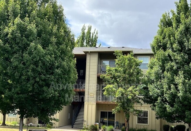 515 Catron St N in Monmouth, OR - Building Photo - Building Photo