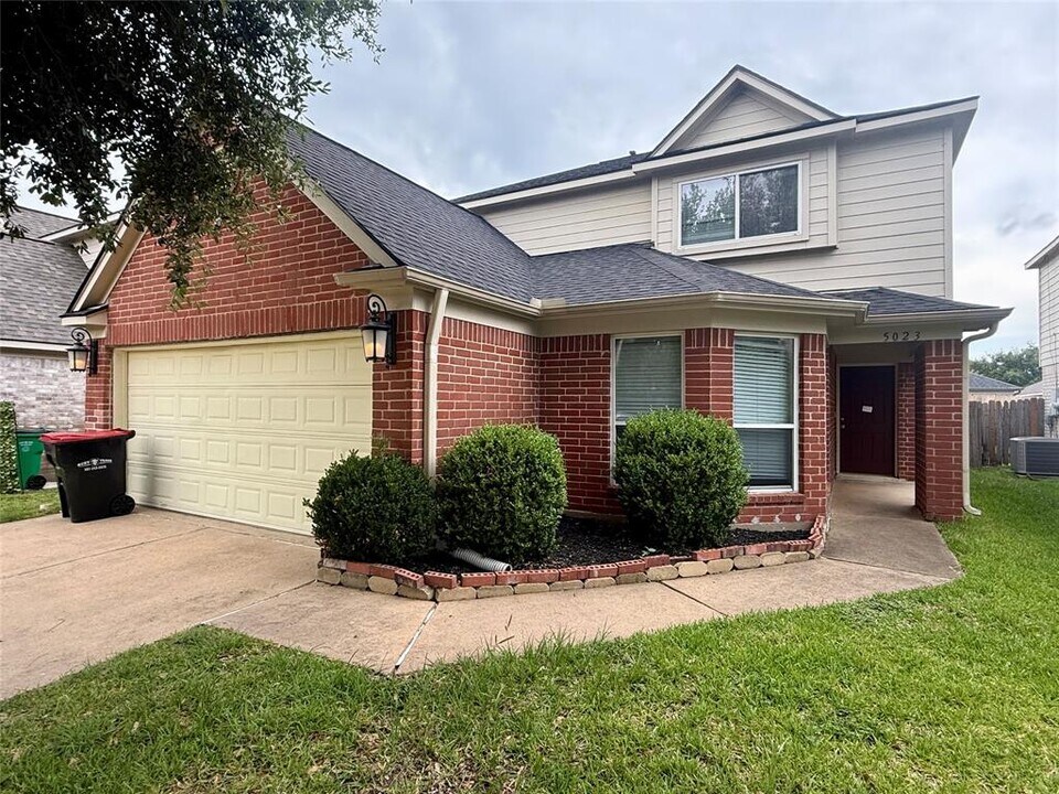 5023 Natchez Ridge Ct in Katy, TX - Building Photo