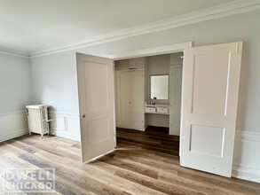 2341 N Commonwealth Ave, Unit Studio in Chicago, IL - Foto de edificio - Building Photo