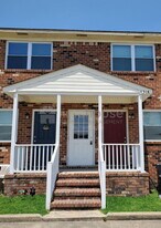 4314 Dunning Rd in Norfolk, VA - Building Photo