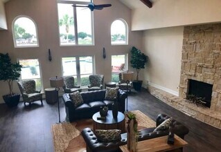 6520 Broadway St in Pearland, TX - Building Photo - Building Photo