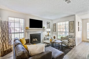 Crossroads at Arlington in Arlington, TX - Building Photo