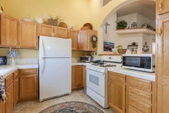 197 Yolla Bolly Trl in Redding, CA - Building Photo - Building Photo