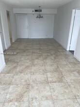 3300 NE 192 St in Aventura, FL - Building Photo - Building Photo